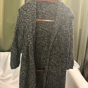Dana Buchman Black and White Cardigan